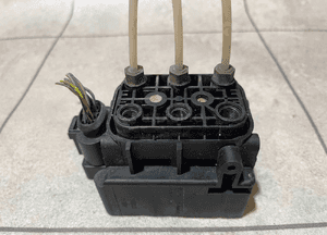 MERCEDES W221 BLOK ZAWOROWY ORYGINAŁ STAN IDEALNY 4