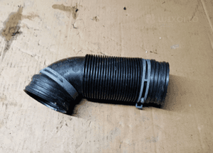 Rura dolot przewód powietrza VW Golf V Plus 1.9 TDI 1K0129684B 1