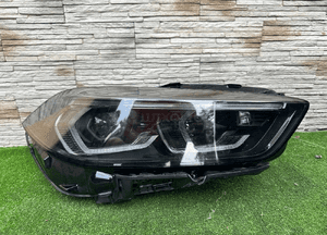 Lampa led bmw 1 F40 shadow ciemna 8082628 1
