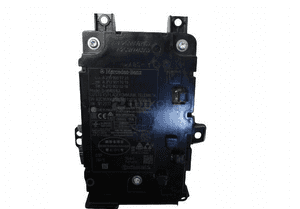 Mercedes W213 moduł sterownik ładowania telefonu 1