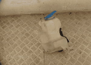 VW GOLF 4 IV ZBIORNICZEK SPRYSKIWACZY 3