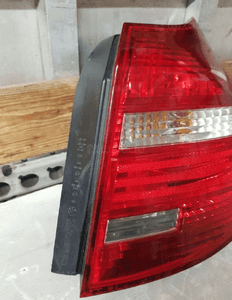 Lampa tył tylna prawa bmw 1 E81 E87 7164956 oe 2