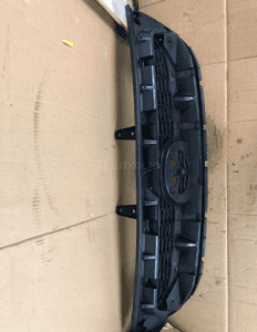 Grill atrapa kratka toyota hilux lift fl 09- caly 3