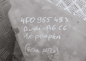 ZBIORNICZEK SPRYSKIWACZY  A6 C6 XENON 4F0955453 DOSTĘPNE 2 SZTUKI 2