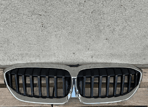 Grill atrapa nerki zderzak przód bmw G20 G21 7449428 cały 1
