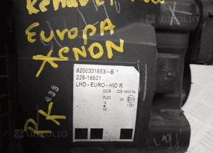 Lampa prawy przód xenon renault modus 8200301853/B 3