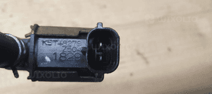 Zawór zaworek podciśnienia Mazda Premacy 1.8 16V K5T48279 6