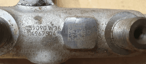 Listwa wtryskowa czujnik Audi Q5 3.0 TDI 059090 7