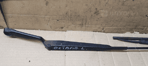 Ramie wycieraczki lewe Skoda Octavia I 1U1955409 3