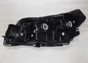 Lampa prawa przód przednia suzuki vitara ii 2 2015- 2