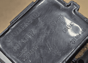 Volvo S40 V50 S60 XC70 2.0 2.4 T 2.4 B cewka zapłonowa 8677837  30713417 9