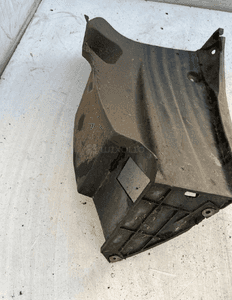 Mazda 3 nadkole lewy tył BHN950351 5