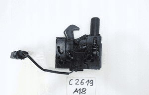 Zamek maski przód maski audi A1 82A 19- 4
