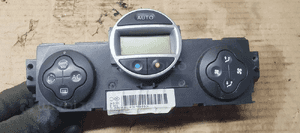 Panel nawiewu powietrza klimatyzacji Renault Scenic II 8200344842 1