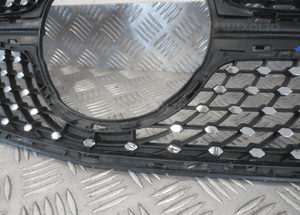 Grill grill atrapa mercedes c-klasa amg W205 2014-2018 7