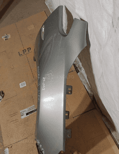Błotnik prawy przód opel astra j lift Z41W 2