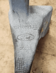Łapa mocowanie skrzyni biegów Ford Mondeo MK3 1S717M125AC 4