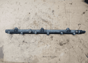 Listwa wtryskowa paliwa BMW 5 E39 3.0D 0445216002 2