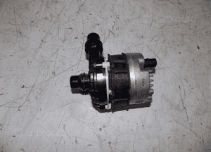 Bmw 3 G20 G21 330e 2023 dodatkowa pompa wody 5A30246 1