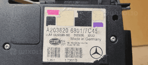 Lampka oświetlenie kabiny podsufitki Mercedes W203 A2038206801 5
