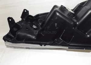 Lampa prawa przód przednia suzuki vitara ii 2 2015- 3