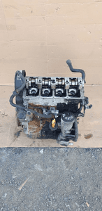 Silnik słupek blok silnika VW Passat B6 1.9 TDI BKC 1