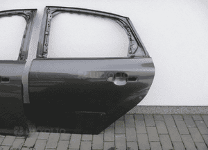 Ford focus MK3 sedan hb drzwi tylne lewe 2