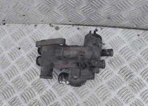 Volkswagen OE 032121111 obudowa termostatu RADOM 3