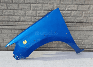 Toyota hilux lift 12-15 błotnik przedni lewy 1