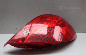 PEUGEOT 207 lampa prawa tył tylna 2006-2009 1