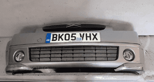 Zderzak przód przedni citroen C2 ezrc srebrny halogeny 1