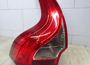 Volvo XC60 lift lampa lewa tylna lewy tył 31323034 3