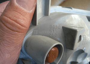 Mazda iii 3 bm lewy prawy halogen kierunkowskaz przód igła 5
