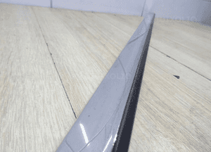 Listwa drzwi prawy przód volvo V90 cross 31447624 2