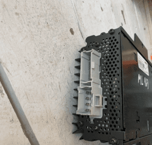 MERCEDES S 220 CL 215 ML 163 WZMACNIACZ BOSE 4