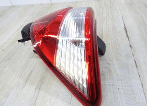 Toyota yaris iii lift lampa prawa tylna tył led 17- 0D-204 llu 4