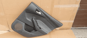 Boczek tapicerka prawy tył tylna prawa Ford Focus MK3 1