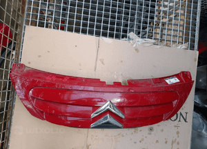 Atrapa grill znaczek citroen c3 lift fl KKN czerwony 9653053777 2