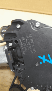 #SILNICZEK WYCIERACZKI TYŁ OPEL ASTRA H KOMBI nr 13105981 / 0390201591 2