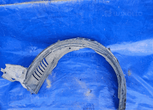 Toyota COROLLA VERSO 04-08 nadkole przednie lewe 3