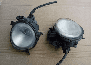 VW Touareg I halogen lewy 1