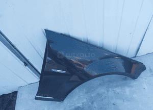 Błotnik prawy przód mercedes W204 lift 2