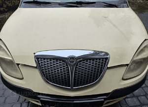 Lancia Ypsilon 2 II maska grill 228 2