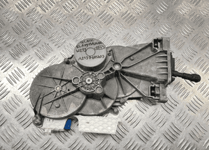 Mercedes W213 mechanizm silnik zamykania klapy bagażnika A2137605600 1