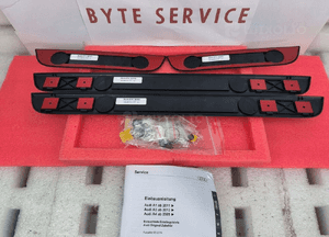 Audi A3 RS3 A4 RS4 Listwy progowe podświetlane LED Quattro 8V4071300B 3