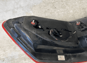 Mercedes e klasa W212 lampa prawa tylna A2128200264 7