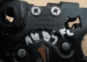 Zamek rygiel maski przód Audi A4 B5 FL 8D0823509L 5