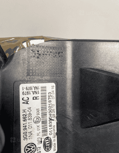 Halogen przeciwmgielny prawy vw passat B8 2014- 18