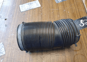 Przewód 06C133354G 06C129627D Rura Wąż Powietrza Dolot 3.0 ASN V6 Audi A4 B6 A6 C5 VW 22