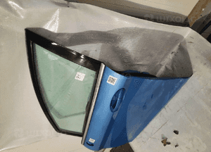 Drzwi przód przednie lewe ford fiesta MK.7 7 vii 99 błękitne niebieskie 5D 5 drzwi hb 3